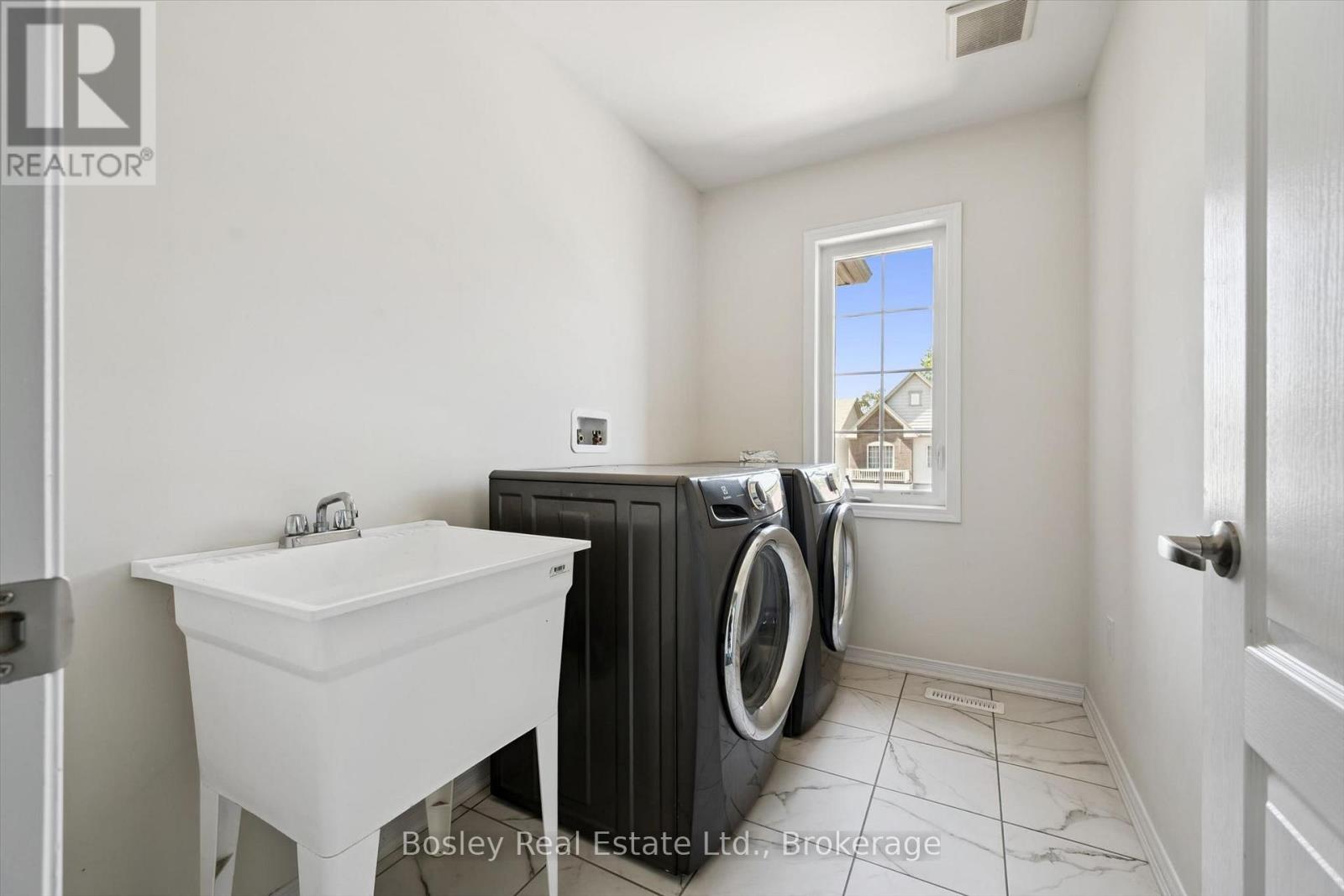 219 Dolman Street W, Woolwich, Ontario  N0B 1M0 - Photo 44 - X13647978