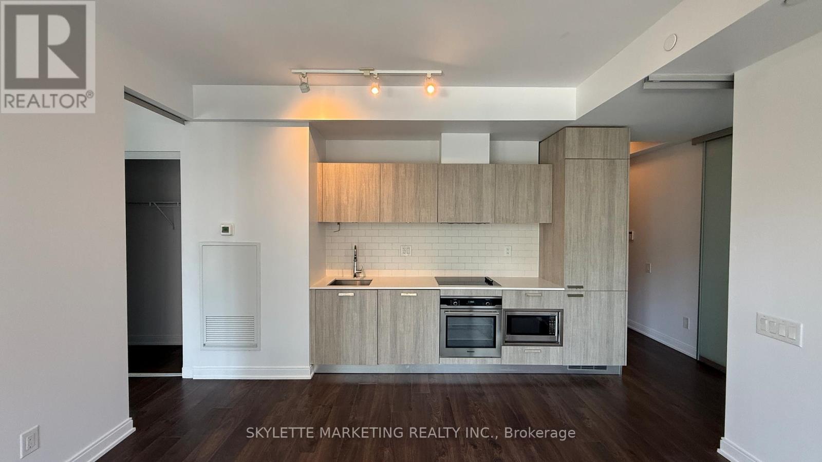 612 - 50 Charles Street E, Toronto, Ontario  M4Y 0C3 - Photo 3 - C13647976