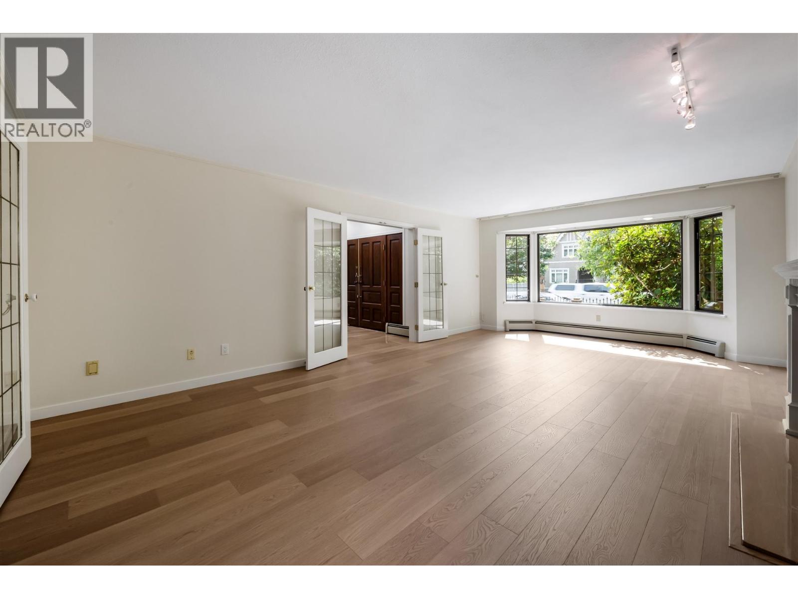 2855 W 37th Avenue, Vancouver, British Columbia V6N 2T7 - Photo 6 - R3153425