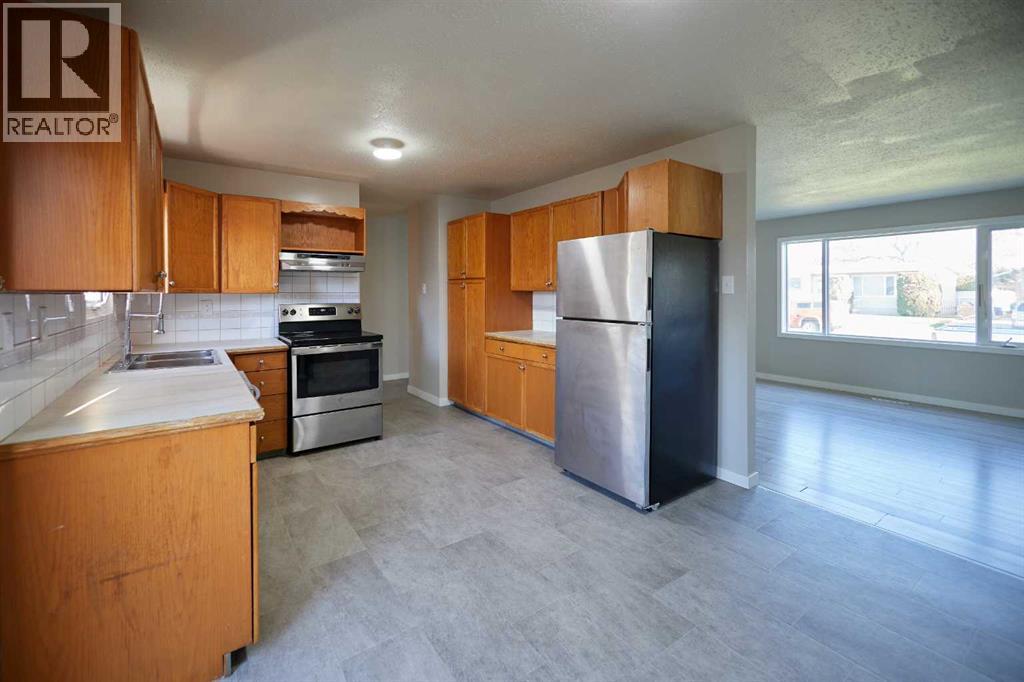 2501 13 Avenue N, Lethbridge, Alberta  T1H 4A4 - Photo 6 - A2307767