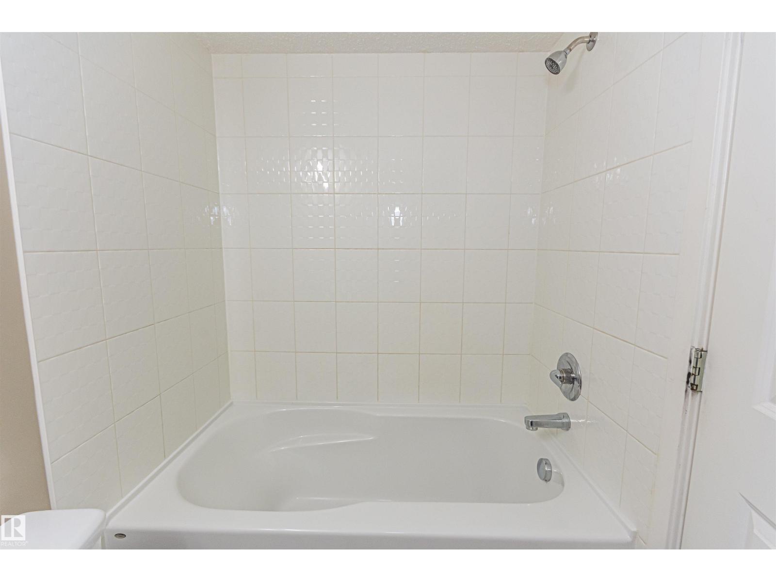 5816 Mullen Pl Nw, Edmonton, Alberta  T6R 0W3 - Photo 18 - E4502516
