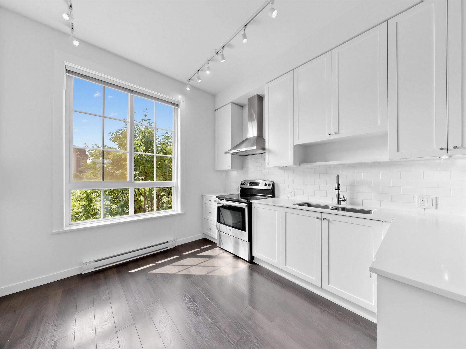 7 16261 23a Avenue, White Rock, British Columbia  V3Z 0P7 - Photo 3 - R3152906