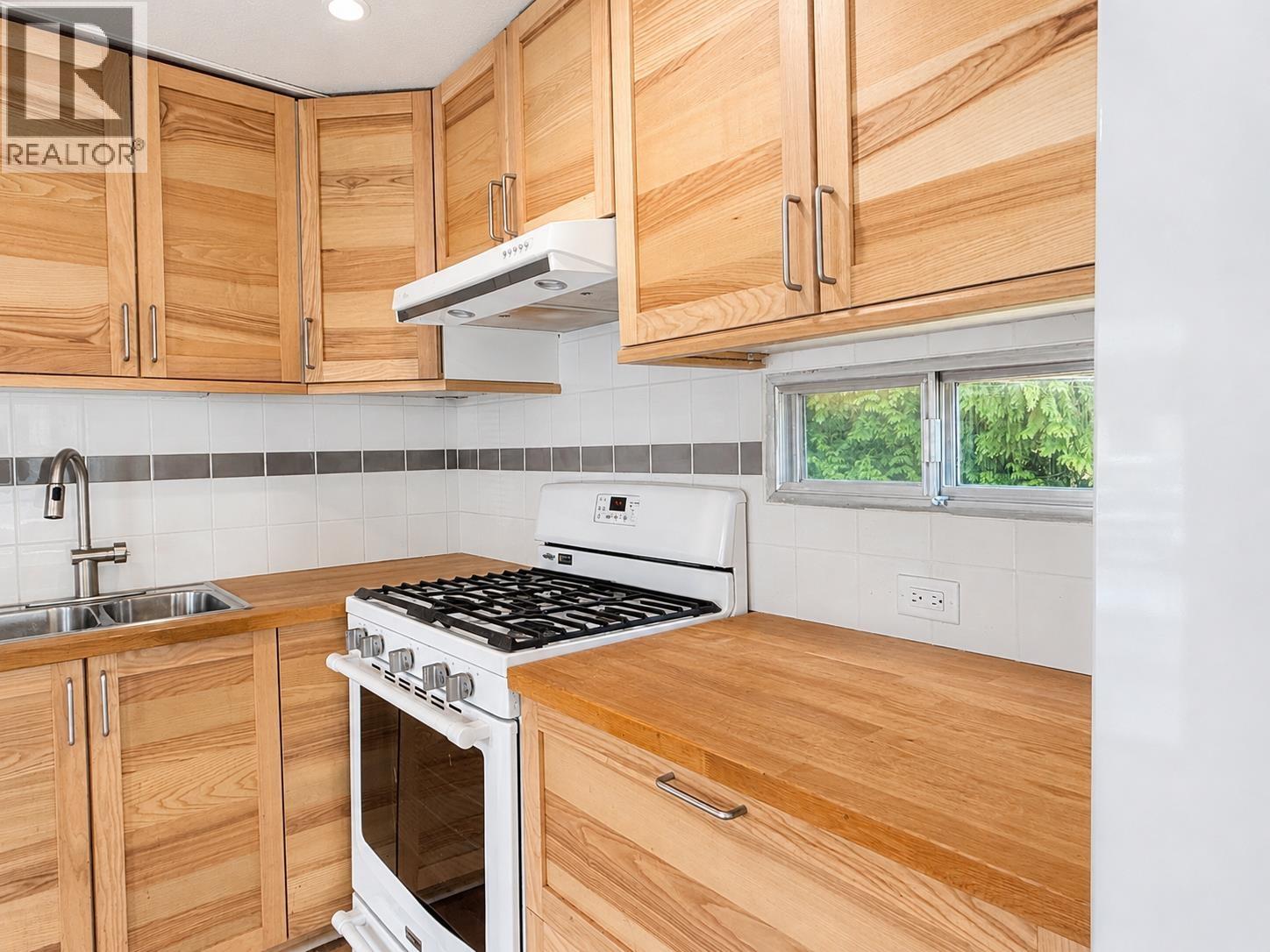 18 12868 229 Street, Maple Ridge, British Columbia  V2X 6R1 - Photo 9 - R3153434