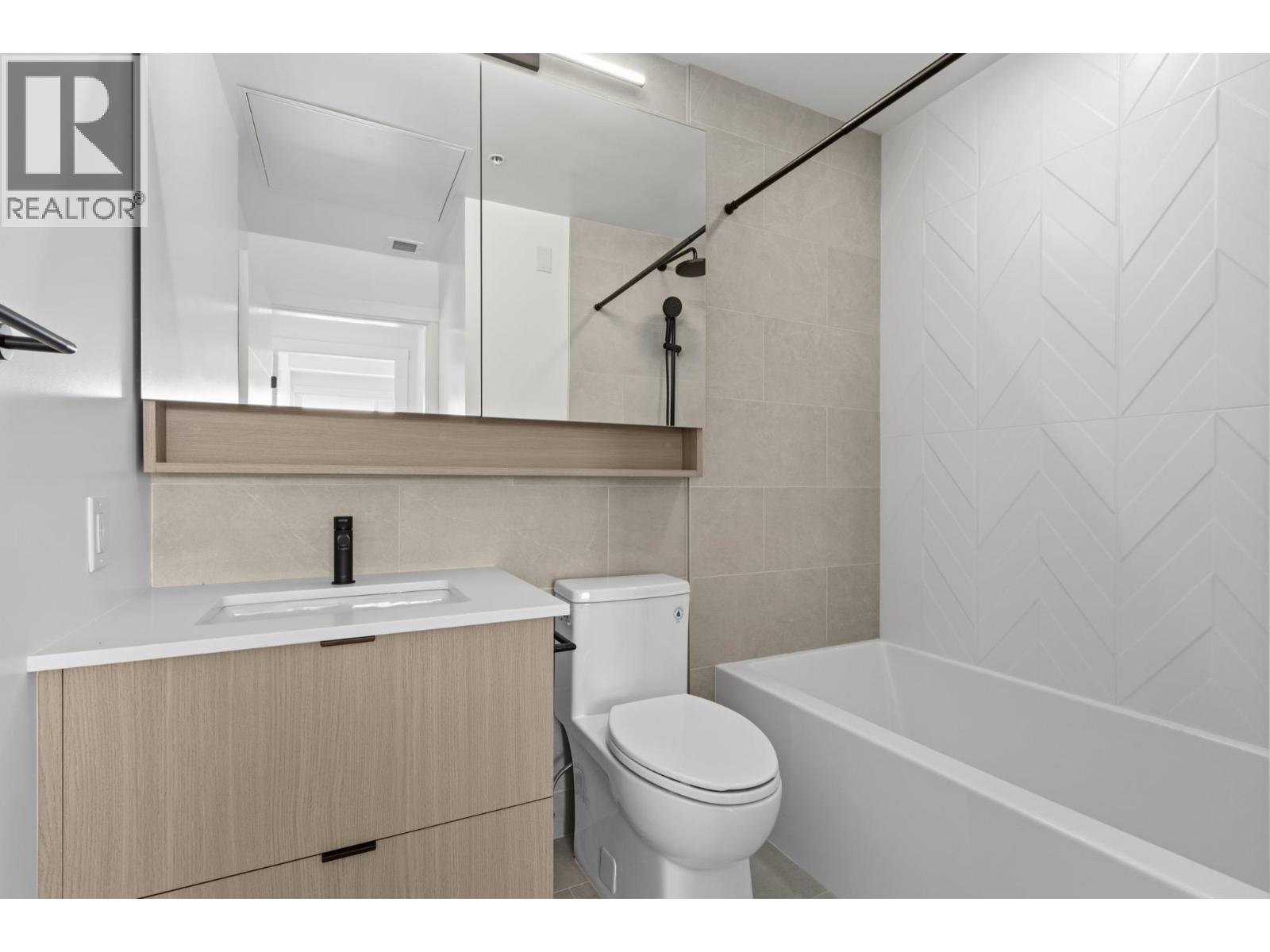 501 2268 E Broadway, Vancouver, British Columbia  V5N 0L2 - Photo 14 - R3153532