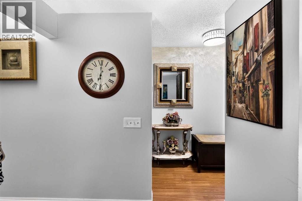 4726 44 Avenue NE, Calgary, Alberta  T1Y 3P1 - Photo 8 - A2333142