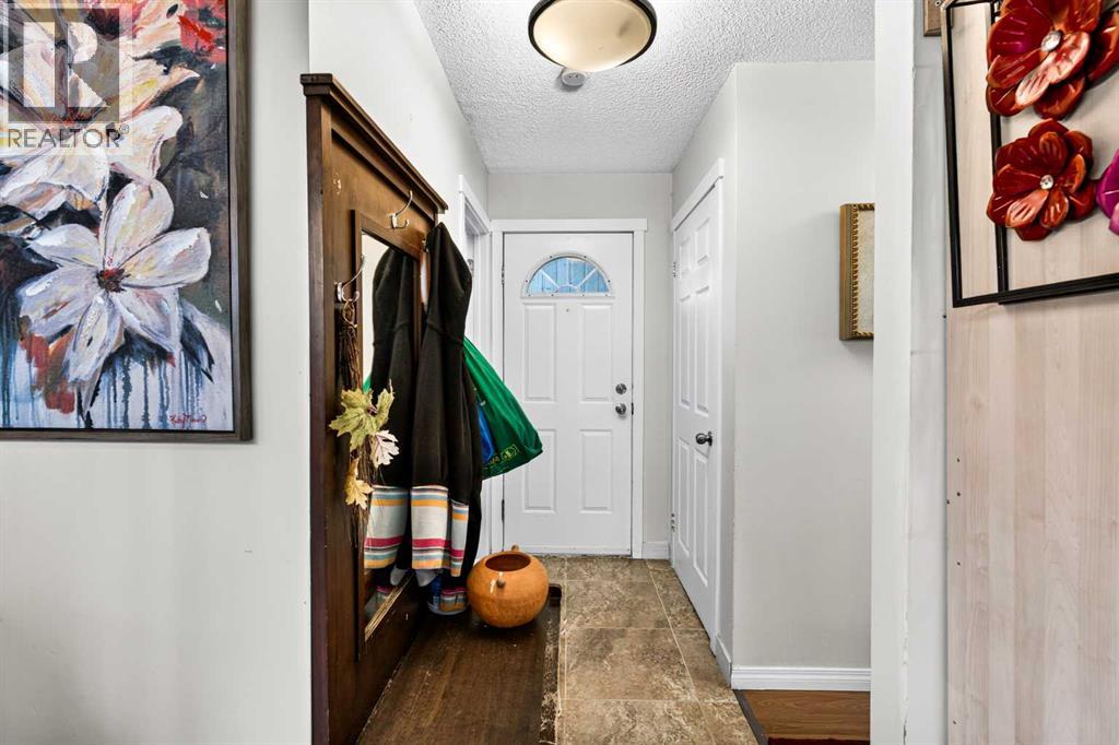 4726 44 Avenue NE, Calgary, Alberta  T1Y 3P1 - Photo 18 - A2333142