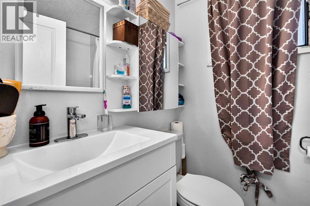 4726 44 Avenue NE, Calgary, Alberta  T1Y 3P1 - Photo 29 - A2333142