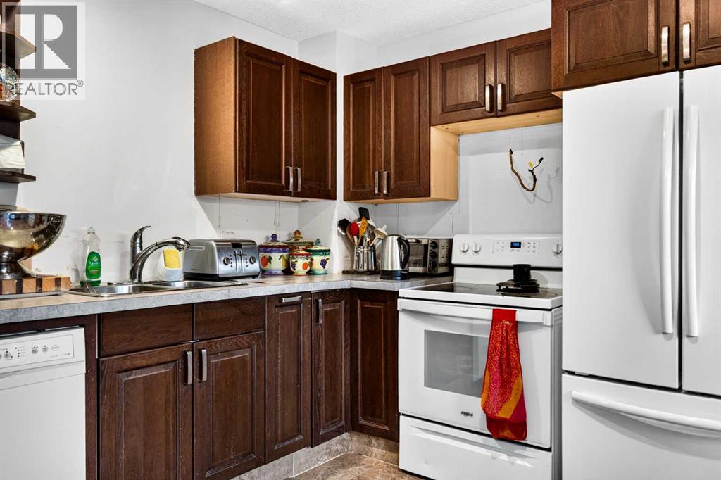 4726 44 Avenue NE, Calgary, Alberta  T1Y 3P1 - Photo 15 - A2333142