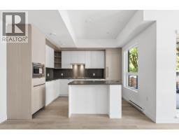 102 2268 E BROADWAY, Vancouver, British Columbia