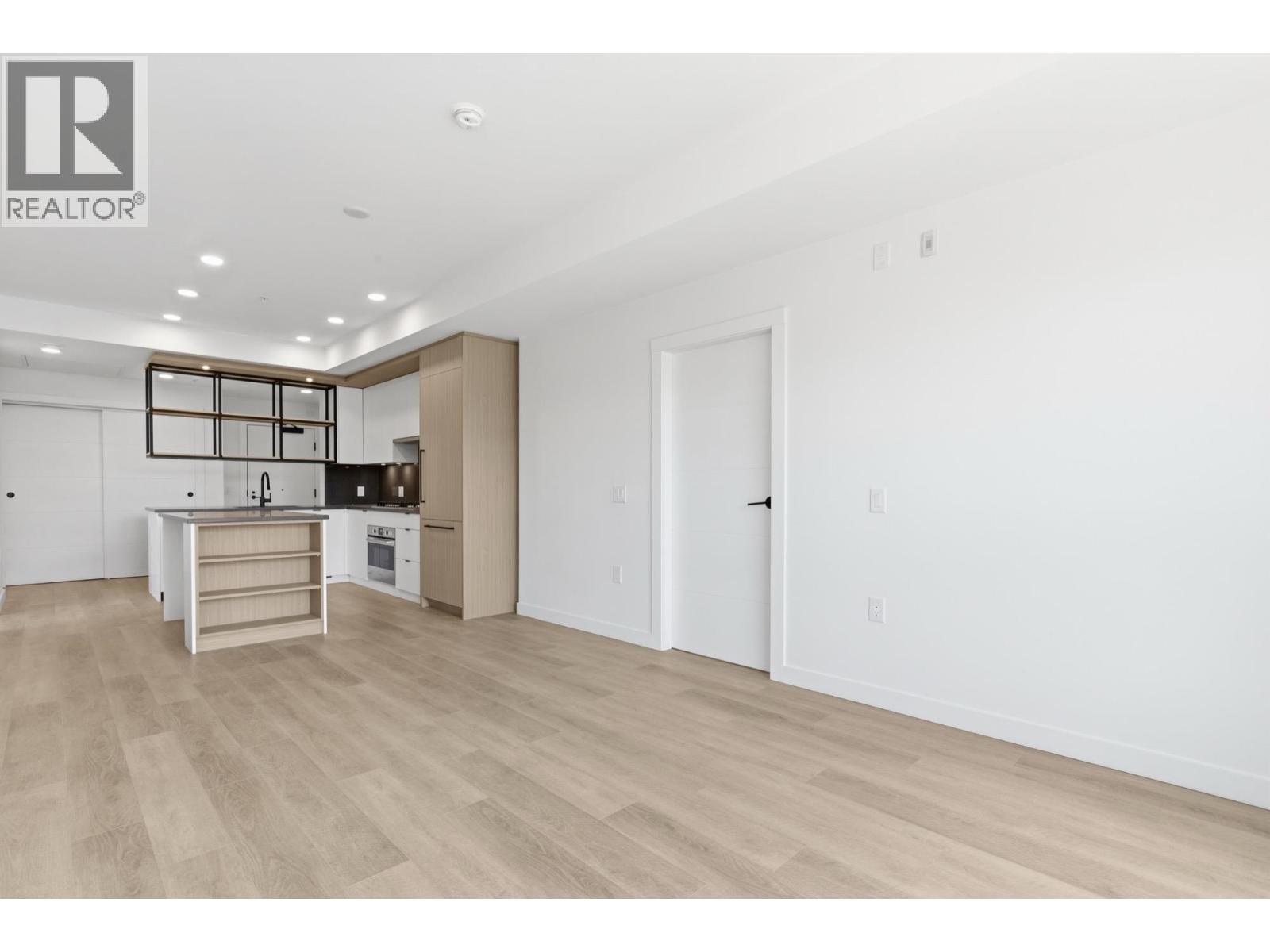 302 2268 E Broadway, Vancouver, British Columbia V5N 0L2 - Photo 7 - R3153541