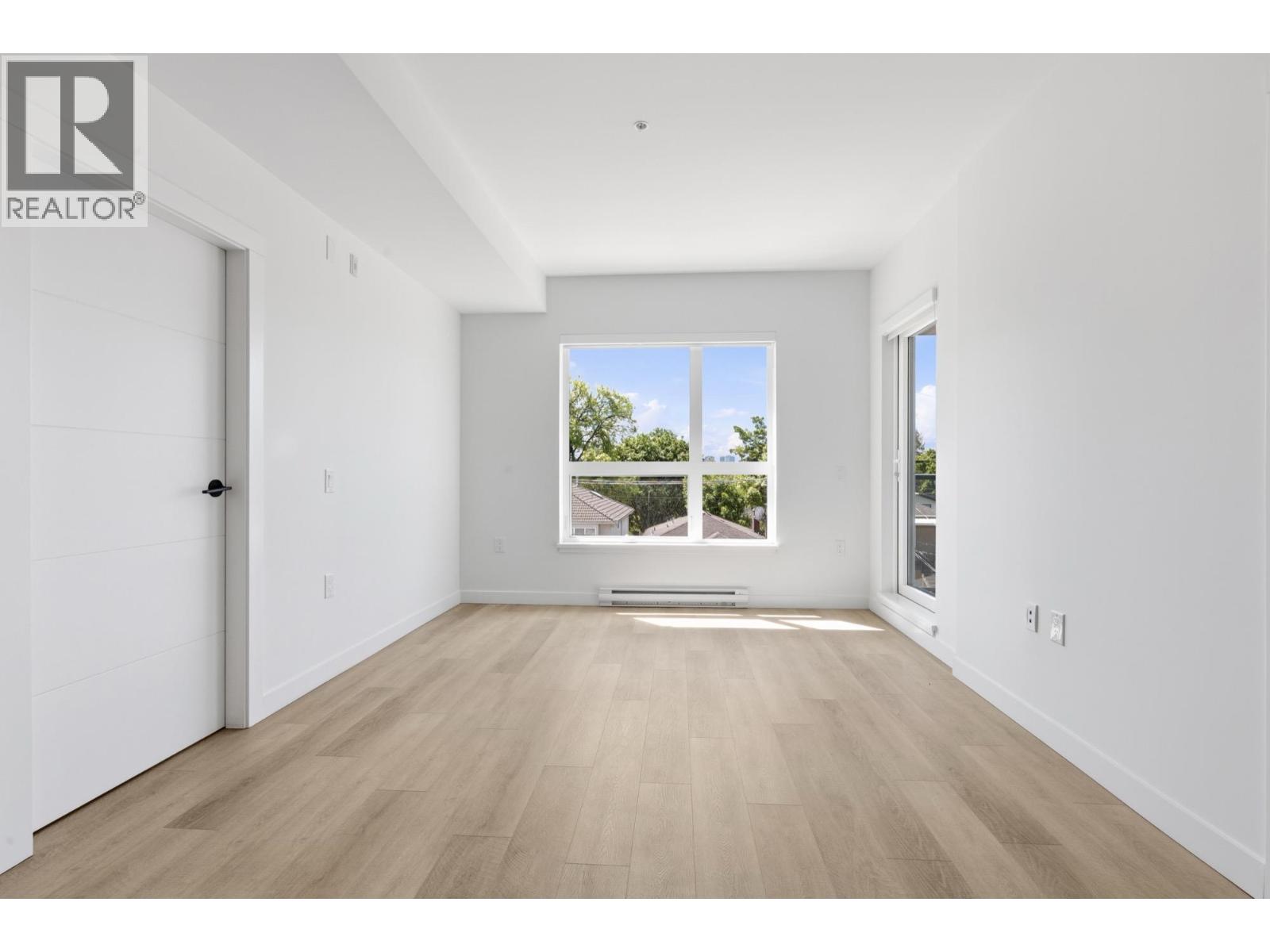 302 2268 E Broadway, Vancouver, British Columbia V5N 0L2 - Photo 6 - R3153541