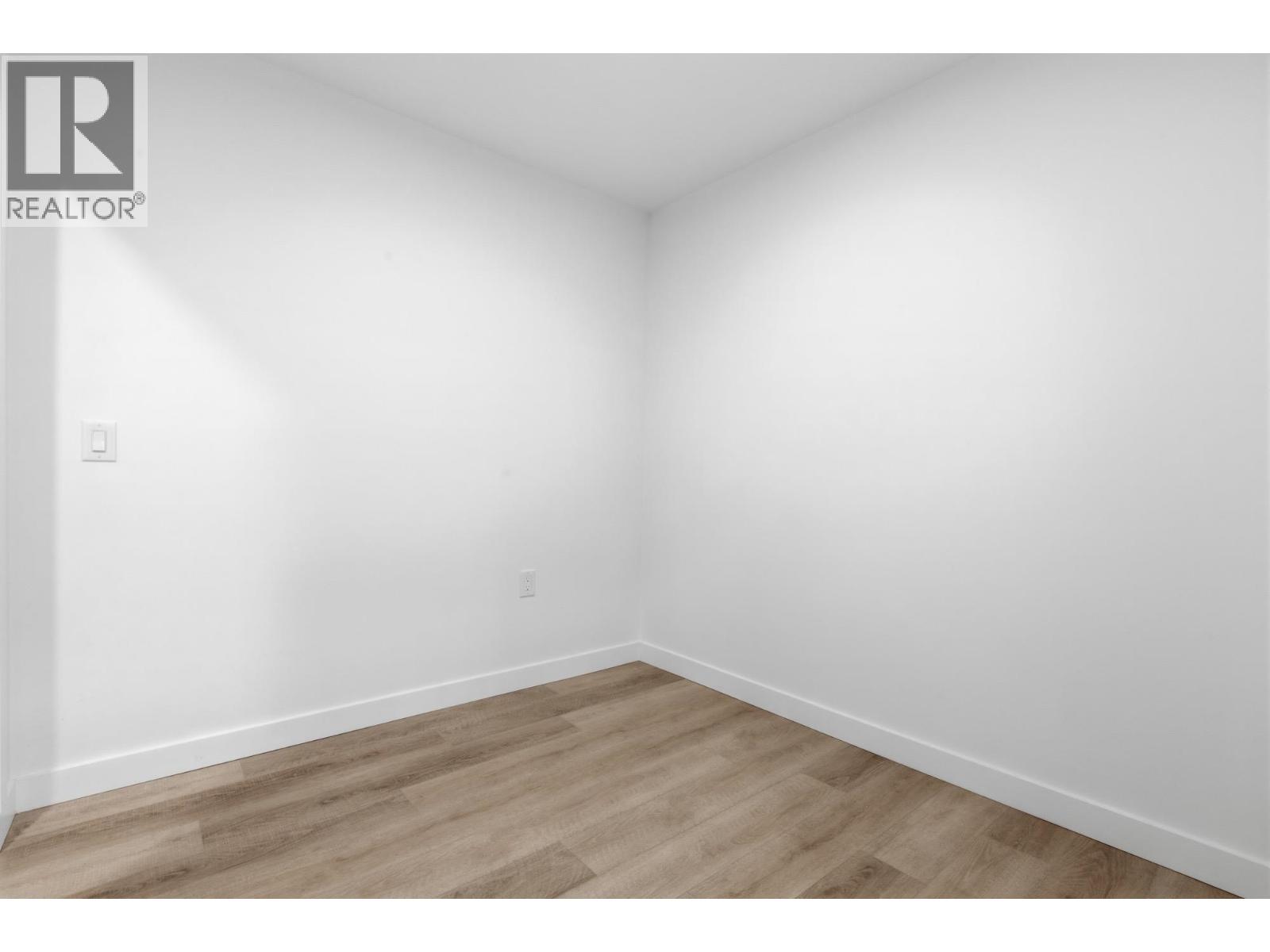 302 2268 E Broadway, Vancouver, British Columbia V5N 0L2 - Photo 14 - R3153541