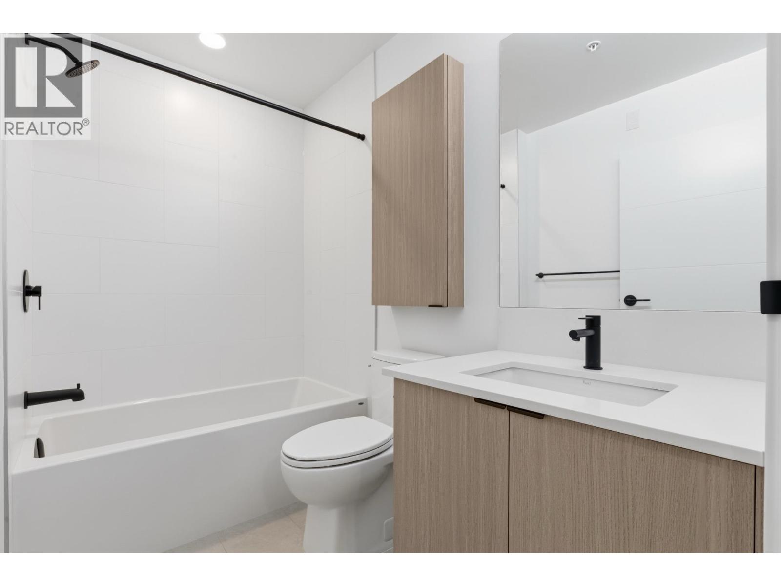 302 2268 E Broadway, Vancouver, British Columbia V5N 0L2 - Photo 13 - R3153541