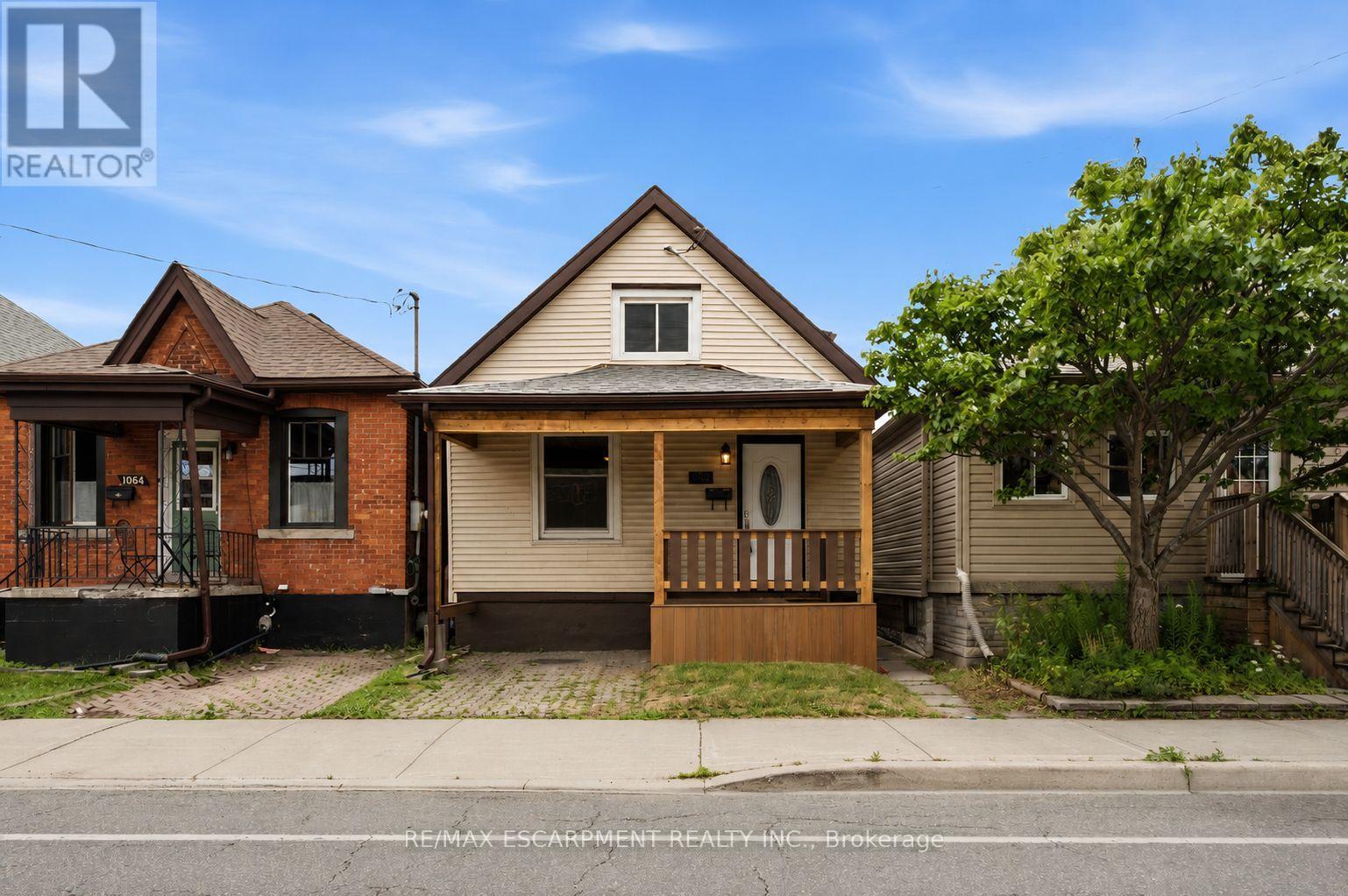 1062 CANNON STREET E, Hamilton, Ontario