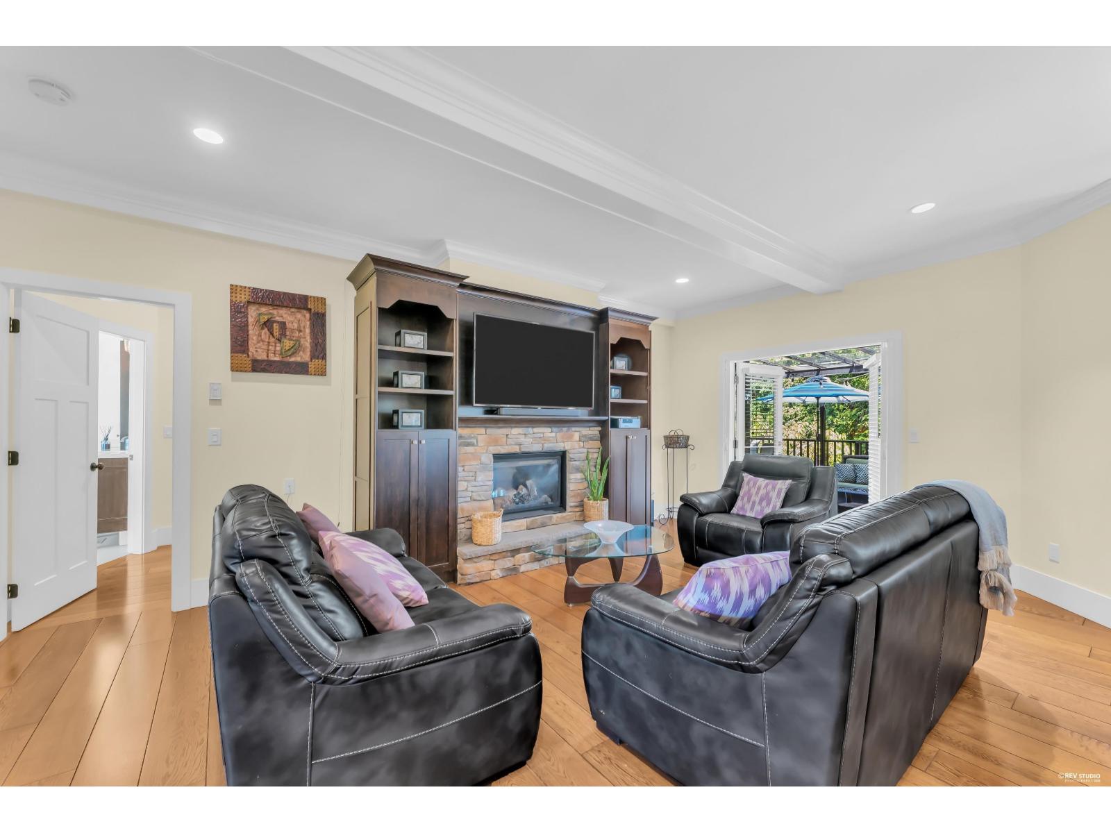 15305 29a Avenue, White Rock, British Columbia  V4P 1G7 - Photo 8 - R3153586