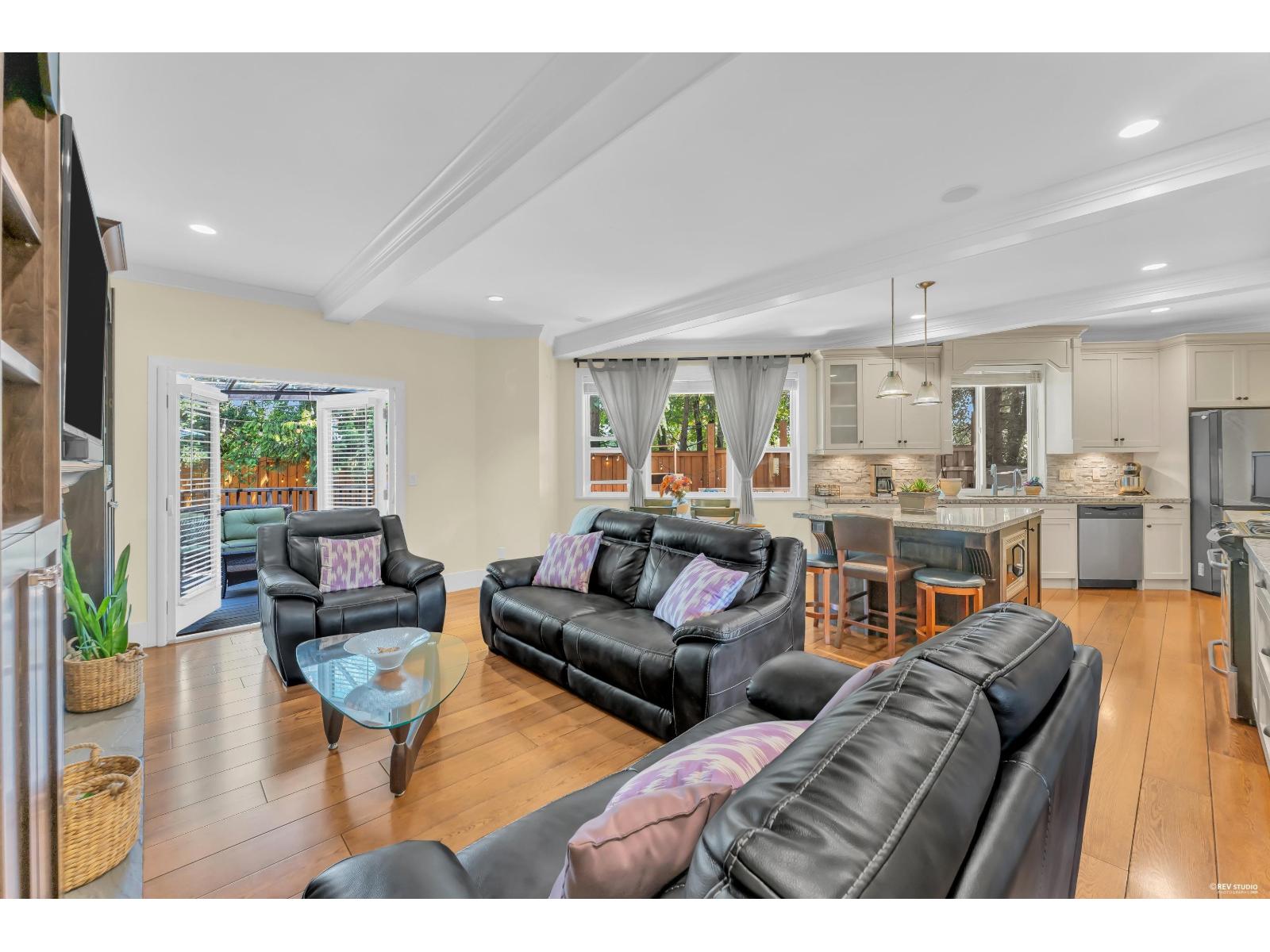 15305 29a Avenue, White Rock, British Columbia  V4P 1G7 - Photo 7 - R3153586