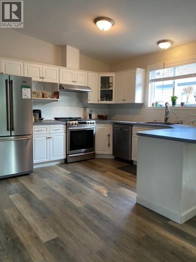 114 4510 Sunshine Coast Highway, Sechelt, British Columbia  V0N 3A6 - Photo 4 - R3153589