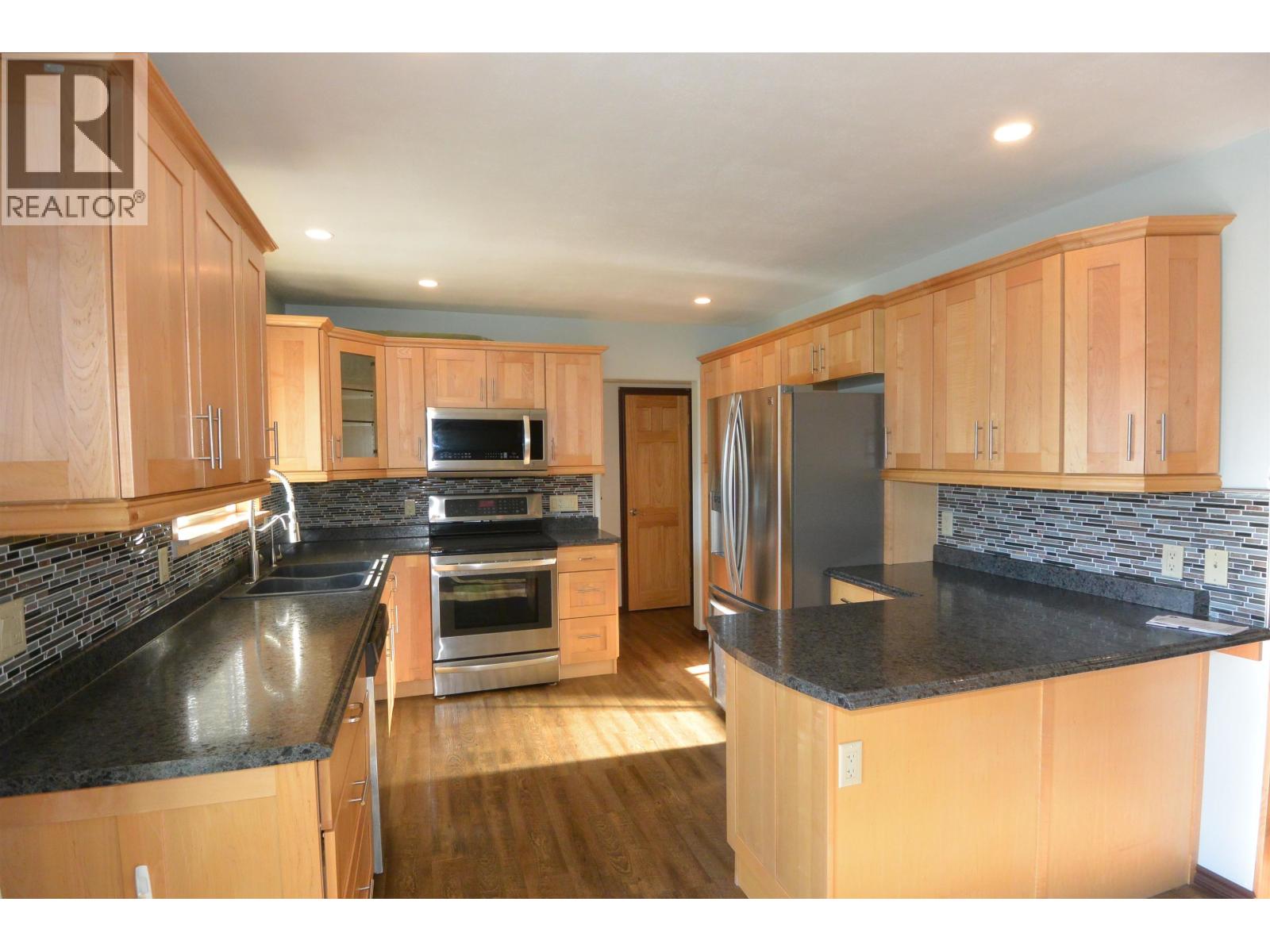 2181 Tweedie Avenue, Houston, British Columbia  V0J 1Z0 - Photo 6 - R3153608