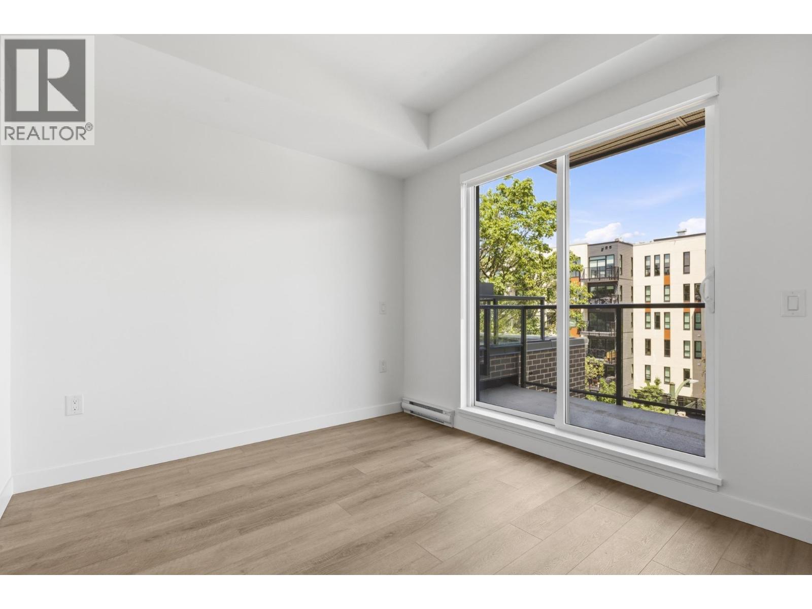 404 2268 E Broadway, Vancouver, British Columbia V5N 0L2 - Photo 6 - R3153544