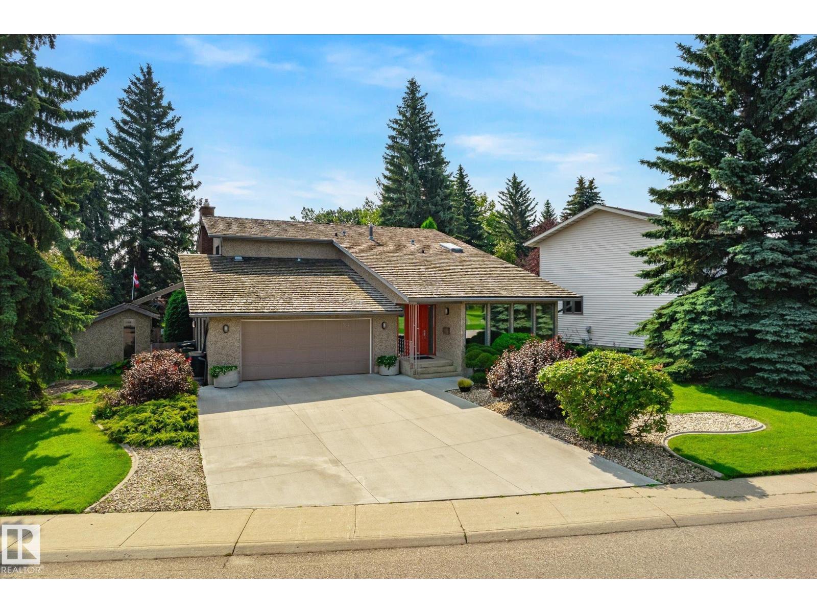 241 Greenoch Cr Nw, Edmonton, Alberta  T6L 1W6 - Photo 5 - E4502519