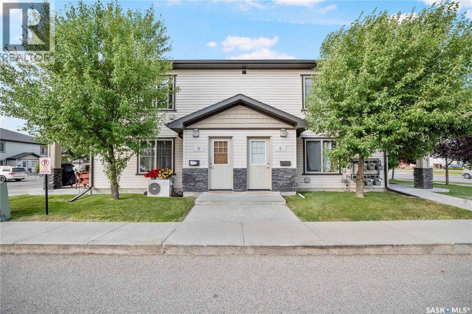 5 5011 James Hill Road, Regina, Saskatchewan  S4W 0B9 - Photo 1 - SK044837