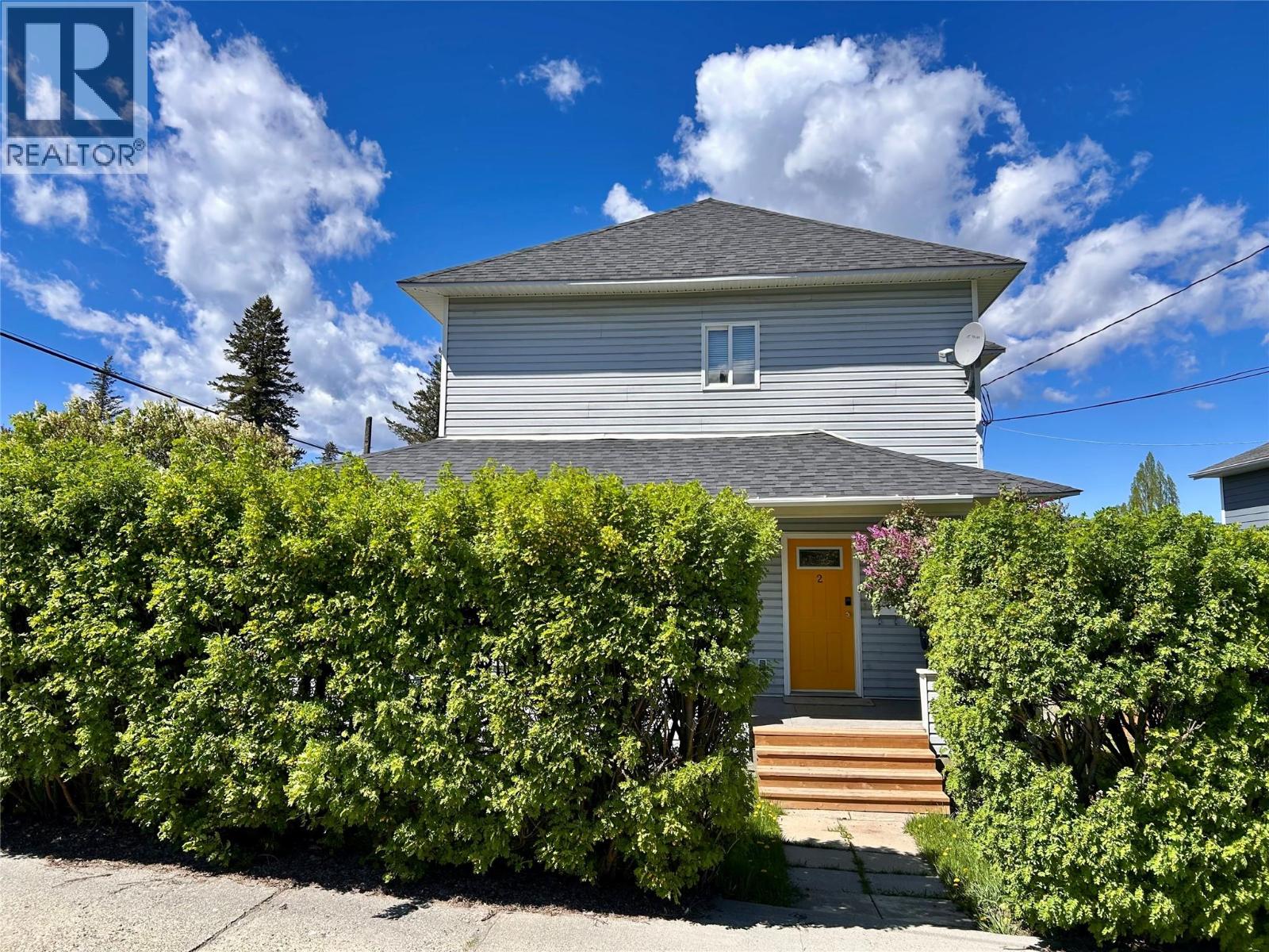 235 10th Avenue S, Cranbrook, British Columbia