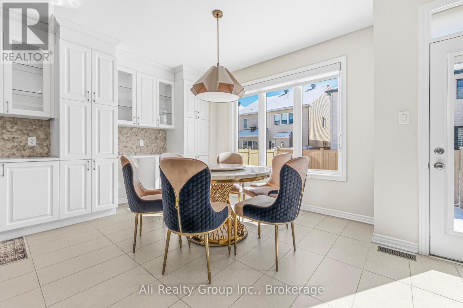 38 Mudminnow Crescent, Ottawa, Ontario K4A 5H8 - Photo 7 - X13648040