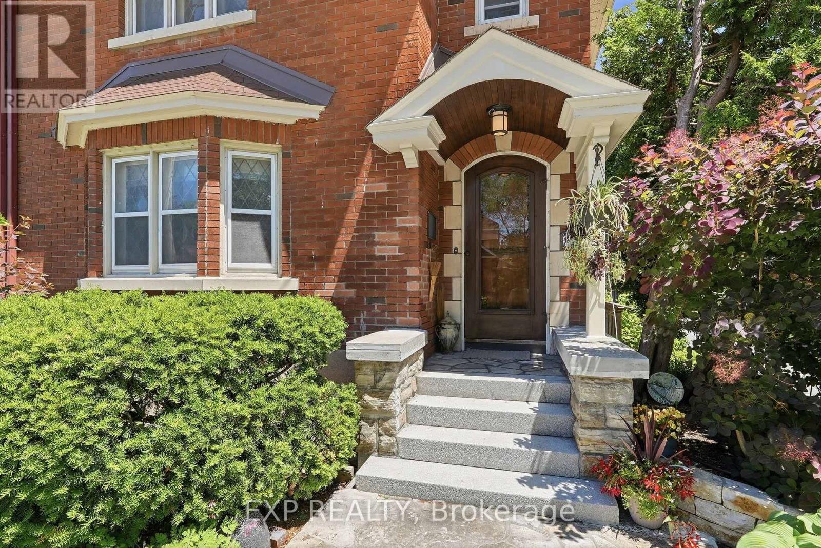 421 Hamilton Avenue S, Ottawa, Ontario K1Y 1E2 - Photo 2 - X13648052