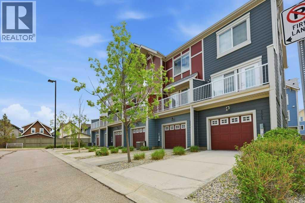 123 Marquis Lane SE, Calgary, Alberta  T3M 2G6 - Photo 2 - A2317299