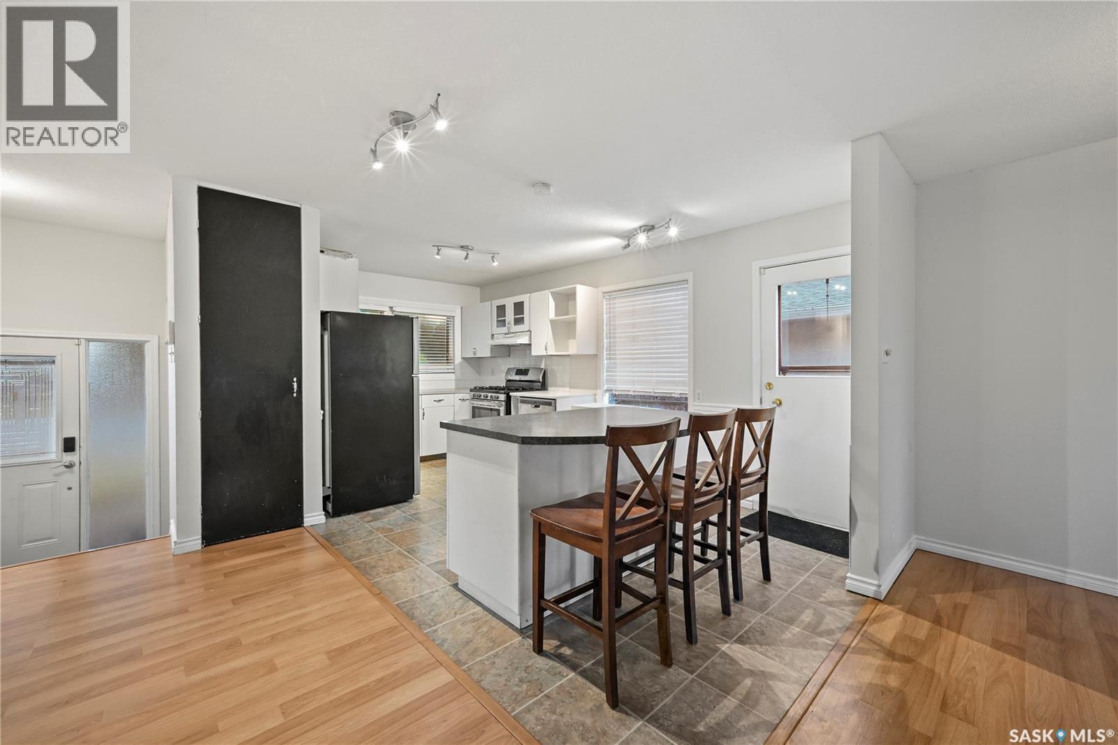828 Shannon Road, Regina, Saskatchewan  S4S 5K2 - Photo 8 - SK044602