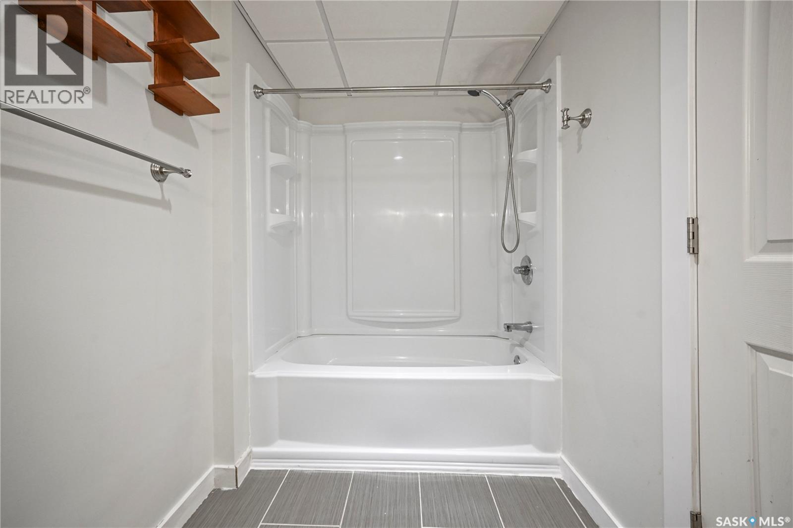828 Shannon Road, Regina, Saskatchewan  S4S 5K2 - Photo 20 - SK044602
