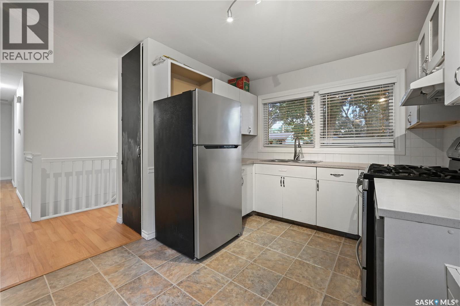828 Shannon Road, Regina, Saskatchewan  S4S 5K2 - Photo 11 - SK044602