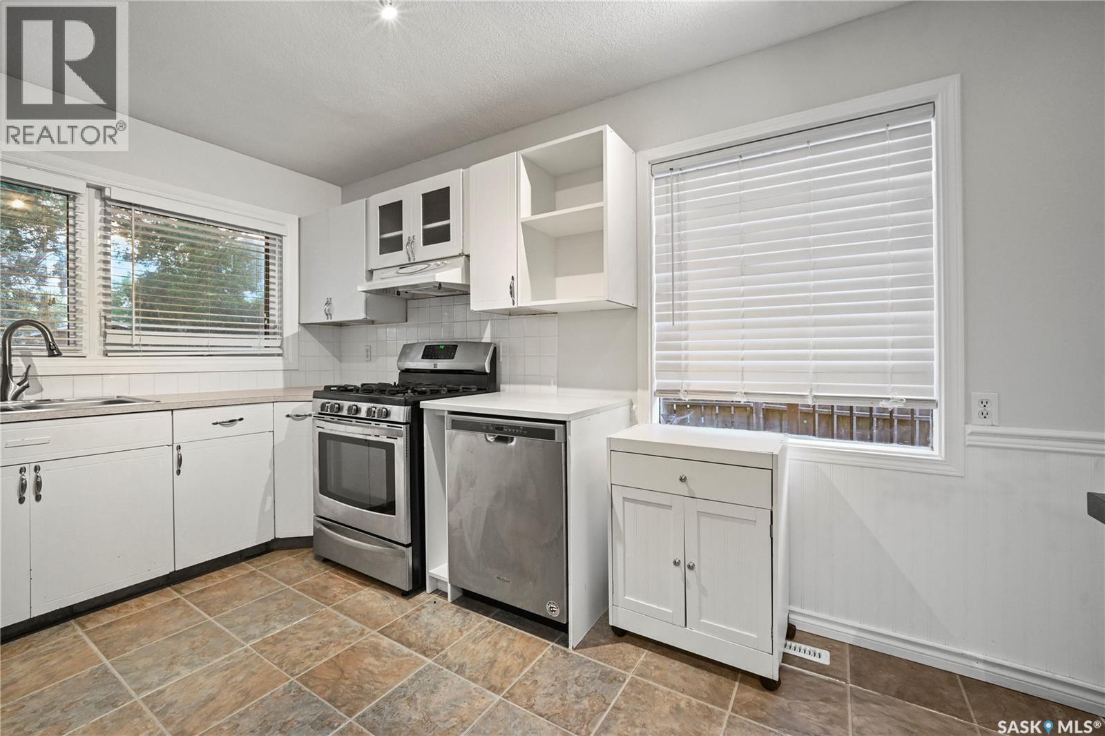 828 Shannon Road, Regina, Saskatchewan  S4S 5K2 - Photo 12 - SK044602