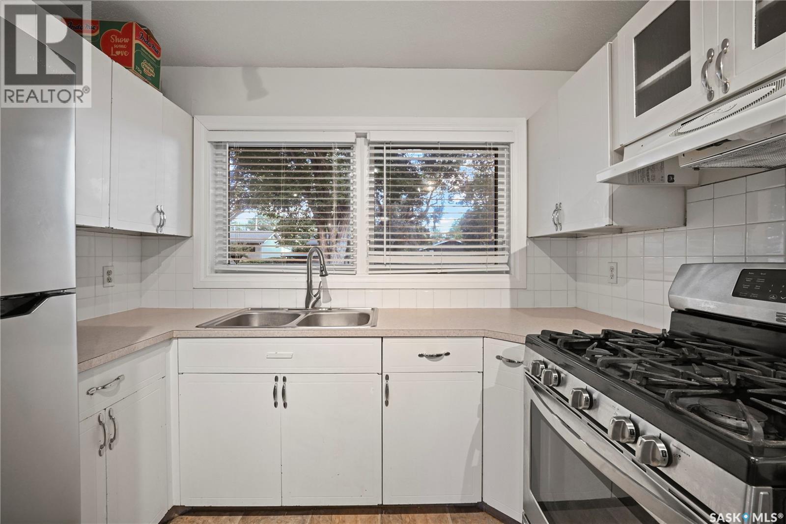 828 Shannon Road, Regina, Saskatchewan  S4S 5K2 - Photo 10 - SK044602