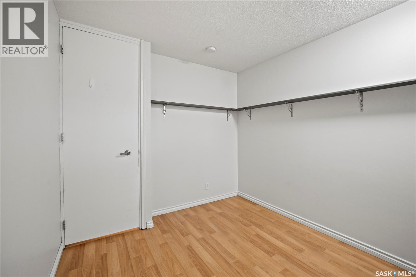 828 Shannon Road, Regina, Saskatchewan  S4S 5K2 - Photo 18 - SK044602