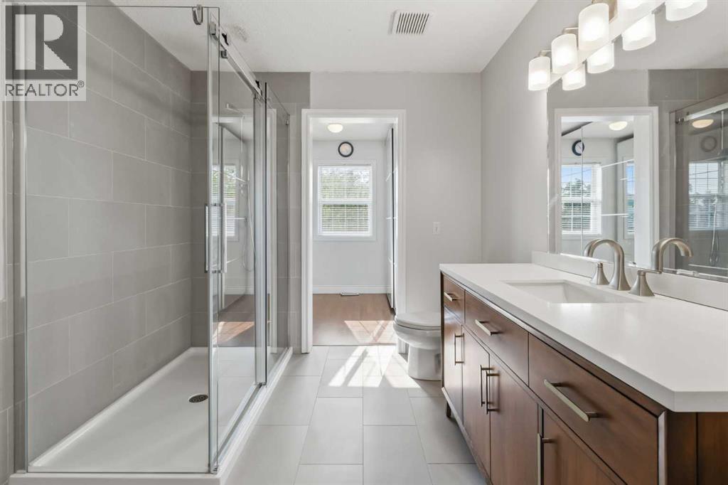 307 Hidden Cove NW, Calgary, Alberta  T3A 5G8 - Photo 25 - A2332276