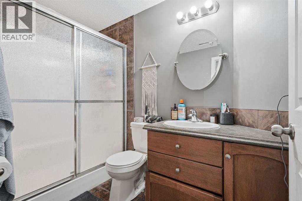 379 Cimarron Boulevard, Okotoks, Alberta  T1S 2L8 - Photo 37 - A2332833