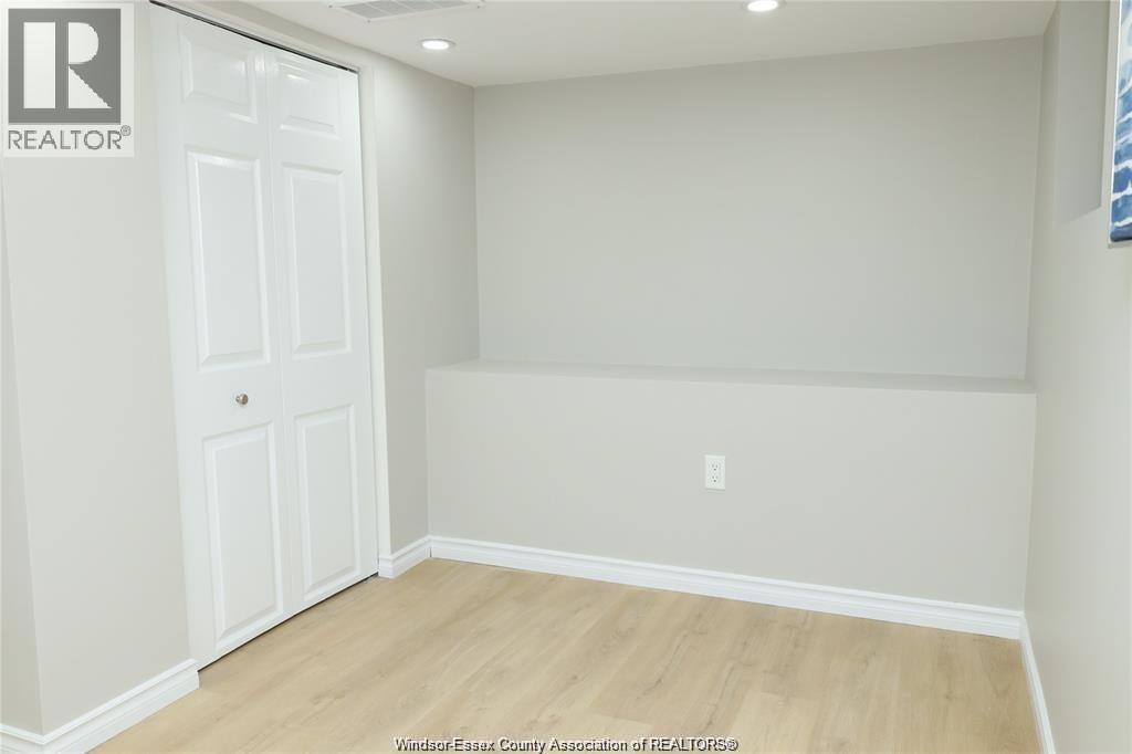 935 Langlois Avenue Unit# Lower, Windsor, Ontario N9A 2H2 - Photo 11 - 26019008