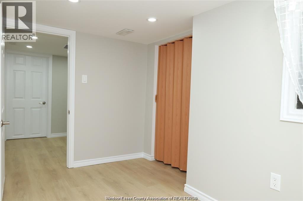 935 Langlois Avenue Unit# Lower, Windsor, Ontario N9A 2H2 - Photo 8 - 26019008