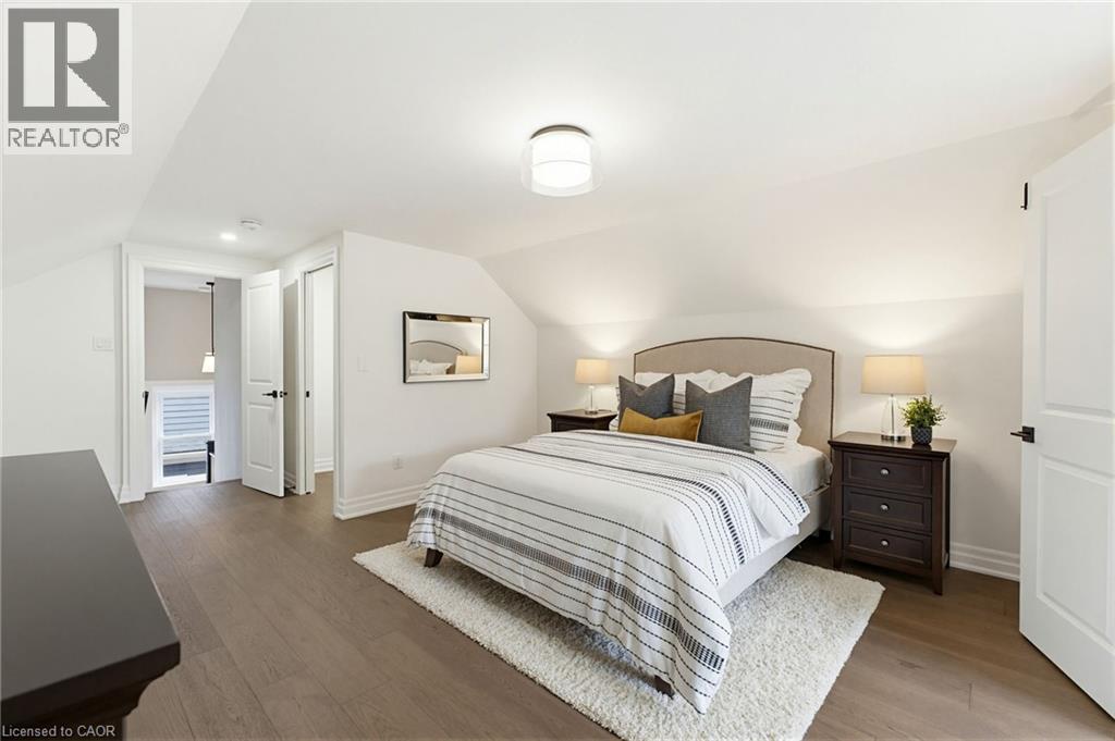 586 Woodland Avenue, Burlington, Ontario  L7R 2S5 - Photo 13 - 40854073