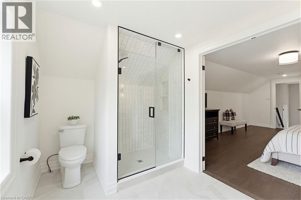 586 Woodland Avenue, Burlington, Ontario  L7R 2S5 - Photo 16 - 40854073