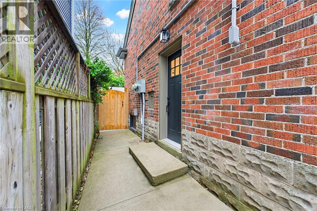 586 Woodland Avenue, Burlington, Ontario  L7R 2S5 - Photo 34 - 40854073