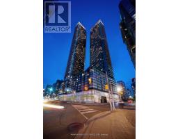 816 - 1 CONCORD CITYPLACE WAY, Toronto, Ontario