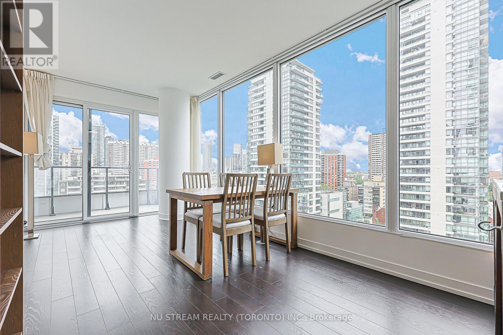 1512 - 85 Wood Street, Toronto, Ontario  M4Y 0E8 - Photo 13 - C13648034