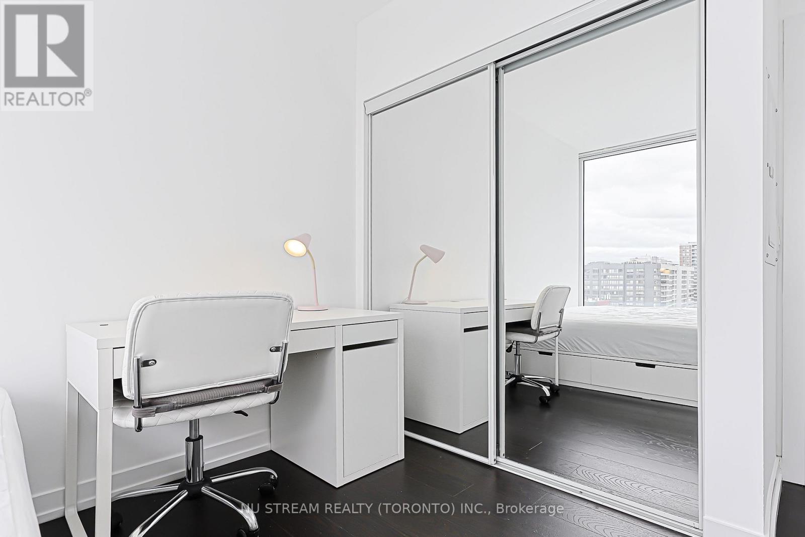 1512 - 85 Wood Street, Toronto, Ontario  M4Y 0E8 - Photo 24 - C13648034