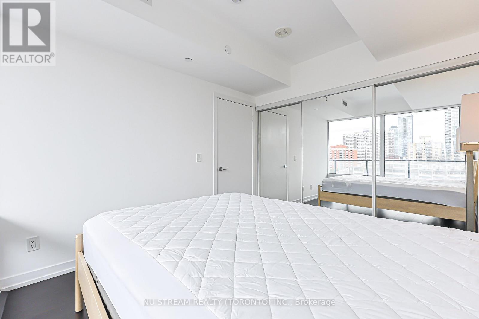 1512 - 85 Wood Street, Toronto, Ontario  M4Y 0E8 - Photo 27 - C13648034