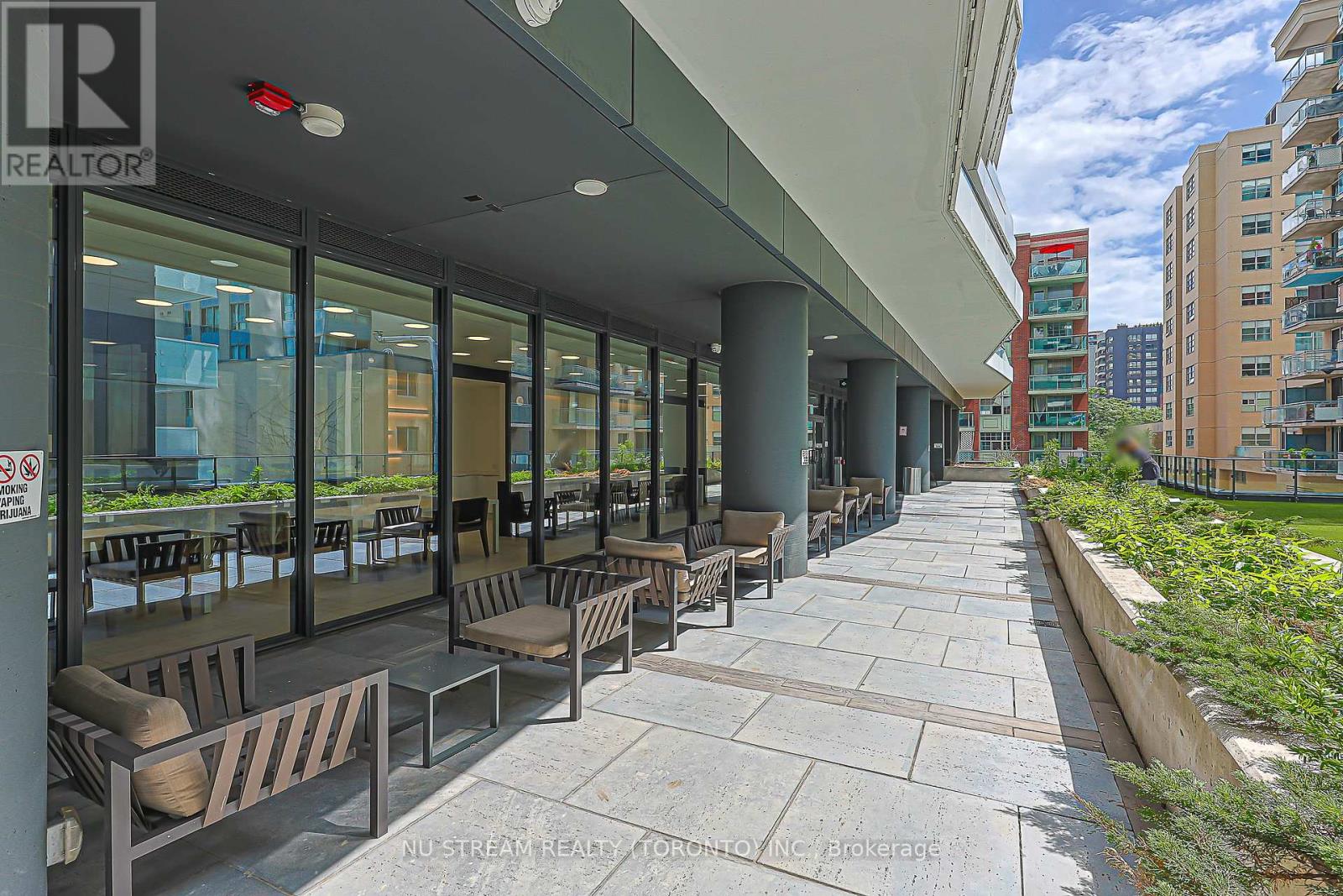 1512 - 85 Wood Street, Toronto, Ontario  M4Y 0E8 - Photo 44 - C13648034