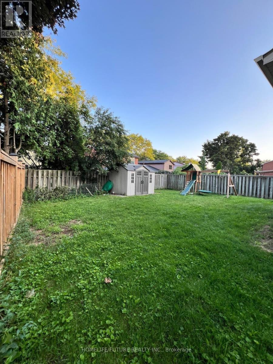 Main - 48 Blacktoft Drive, Toronto (Rouge), Ontario  M1B 2M6 - Photo 13 - E13648050