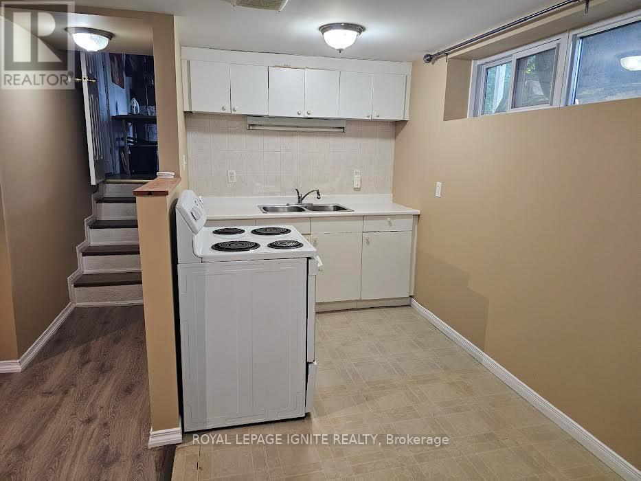 Bsmt - 8 Mid Pines Road, Toronto, Ontario  M1G 2L6 - Photo 4 - E13648080
