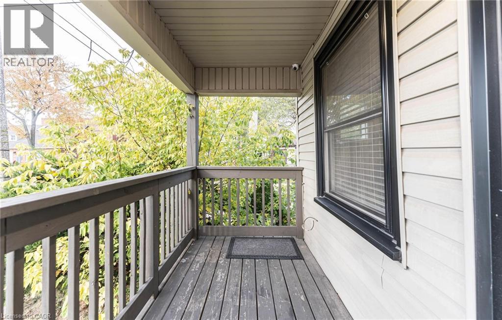 222 Kensington Avenue N, Hamilton, Ontario  L8L 7N7 - Photo 4 - 40829902